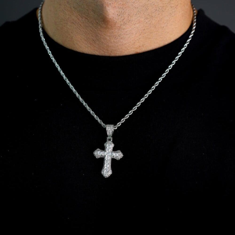 LYXA - Chaîne Torsadée en Acier Inoxydable avc Pendentif en Croix Sertie - Or blanc - Maison Brillance