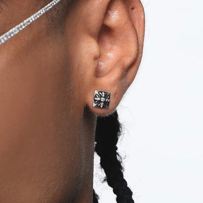 STORMBOUND – Boucles d’oreilles Carrées 9 mm en Moissanite VVS1 et Argent 925 Vieilli