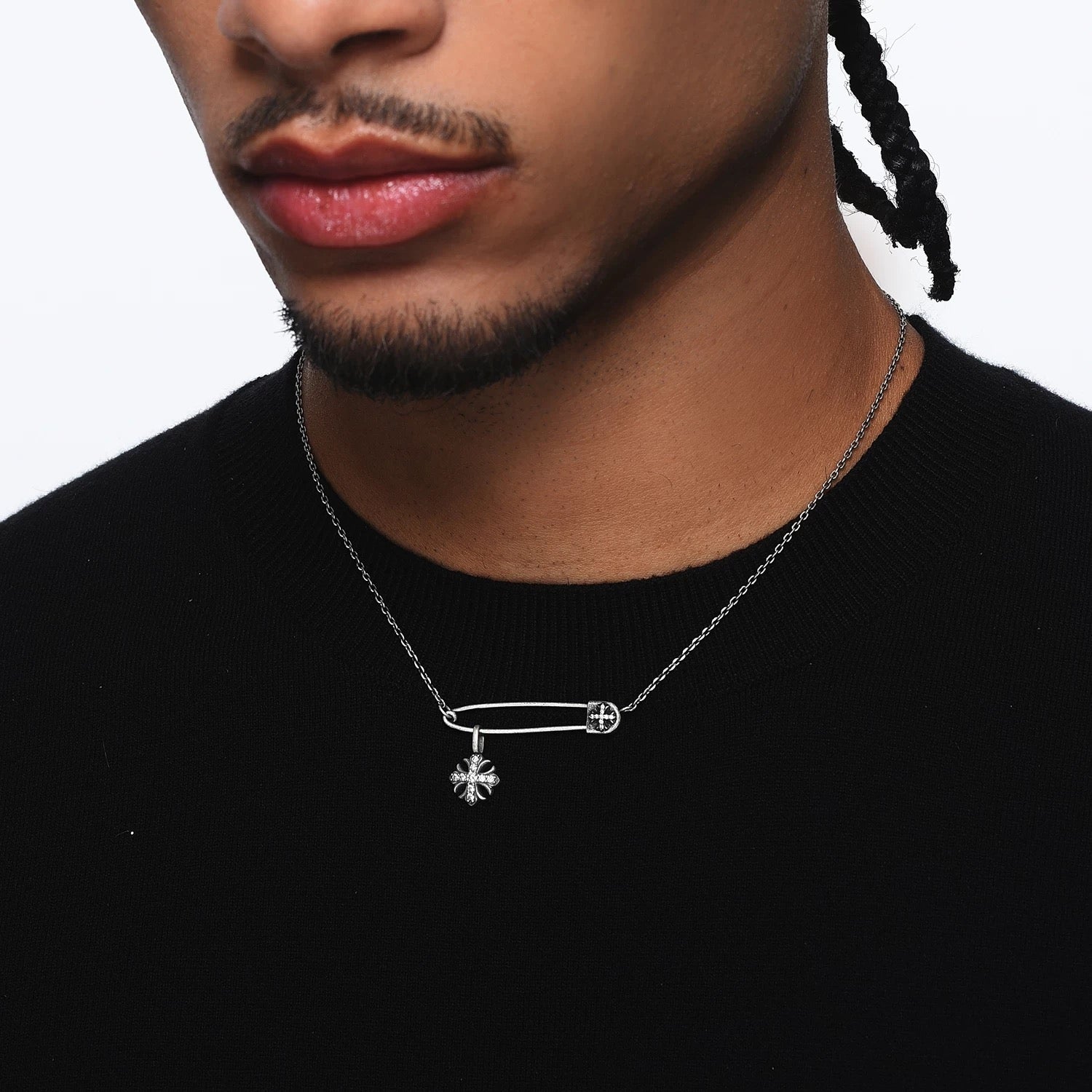 LUX OBSCURA – Collier Épingle en Moissanite VVS1 et Platine Vieilli