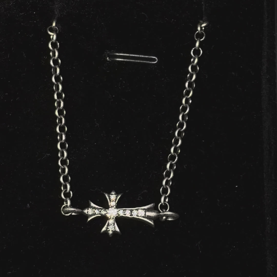 Charger la vidéo: PHANTOM LINK – Bracelet Croix réglable en Moissanite VVS1 et Platine Vieilli