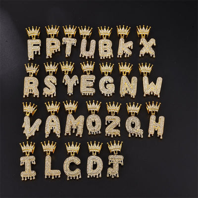 ROYAL - Pendentif Lettre avec Couronne - Or - Maison Brillance