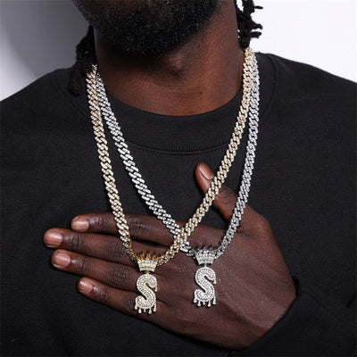 ROYAL - Pendentif Lettre avec Couronne - Or - Maison Brillance